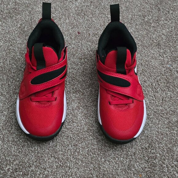 Nike Kids Sneakers Red/White US 11C Lightweight Breathable Mesh Durable Grip V - Picture 2 of 6